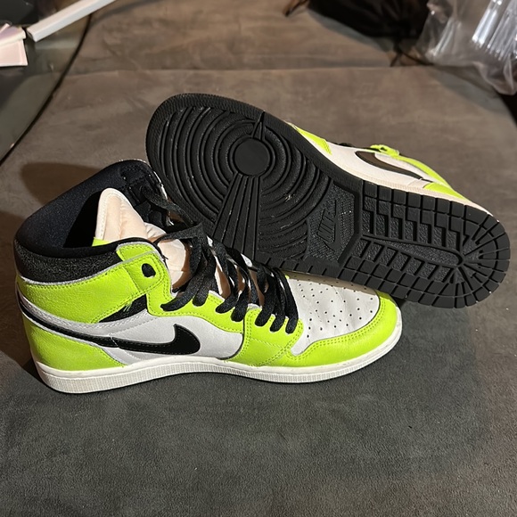 Nike Jordan 1 Retro High OG Visionaire Slightly used Size 10.5 - Picture 5 of 7